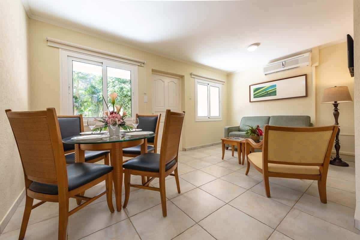 Beautiful 1 Bedroom Apartment In Tanki Leendert — photo 2