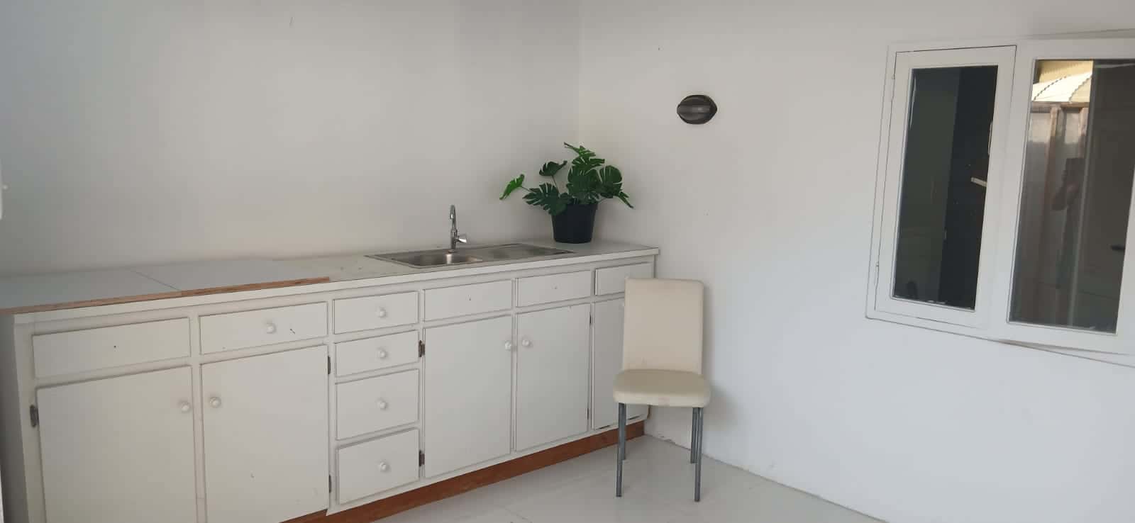 Apartments for Rent, Steps from Manglo/Halto Beach, Spanish Lagoon — photo 8