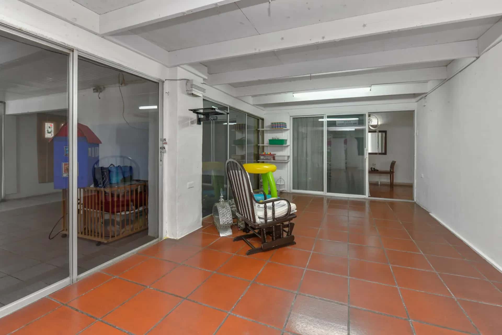 Significant Price Improvement Spacious Villa with Oversized Rooms on Double Lot — photo 11