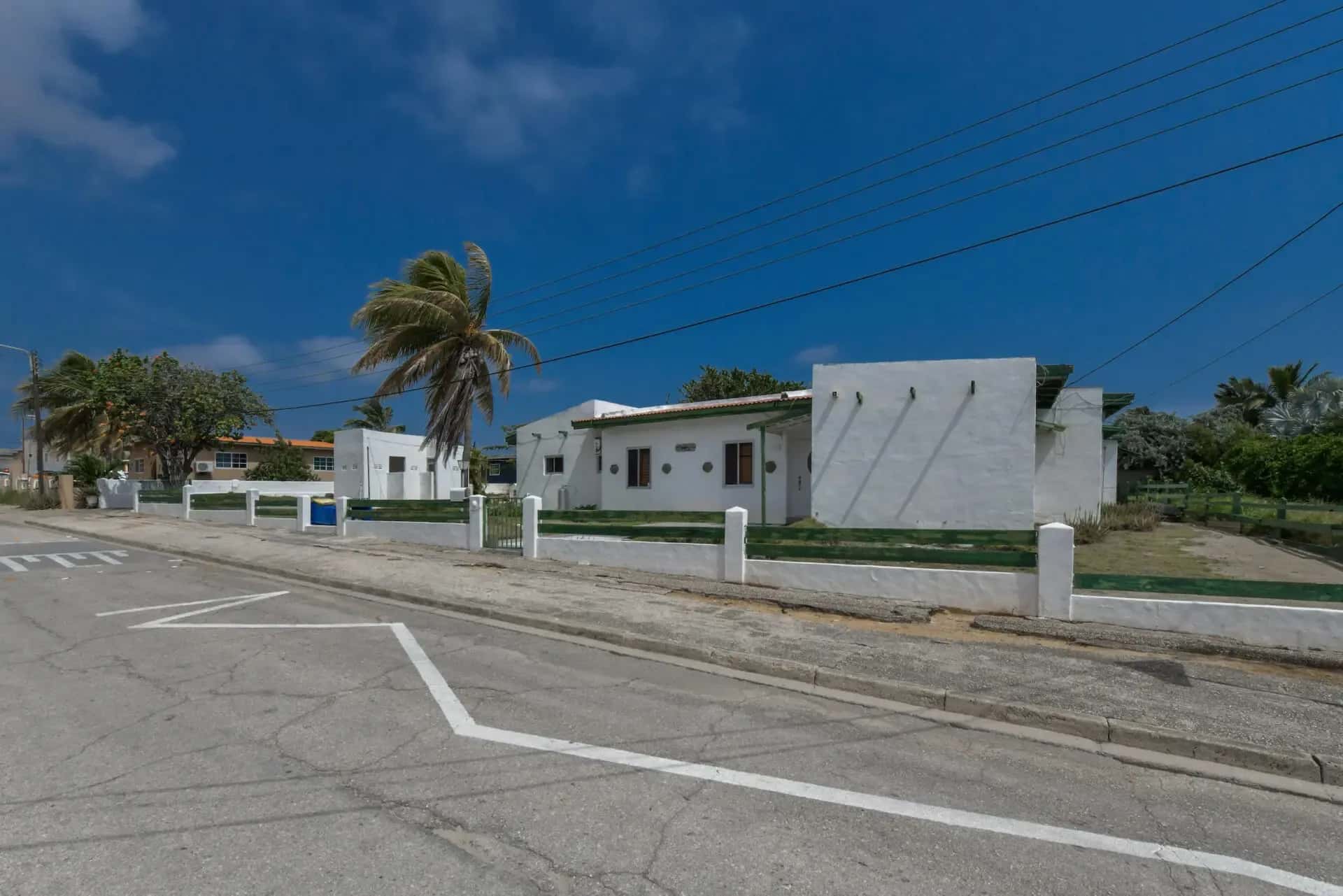 Significant Price Improvement Spacious Villa with Oversized Rooms on Double Lot — photo 19