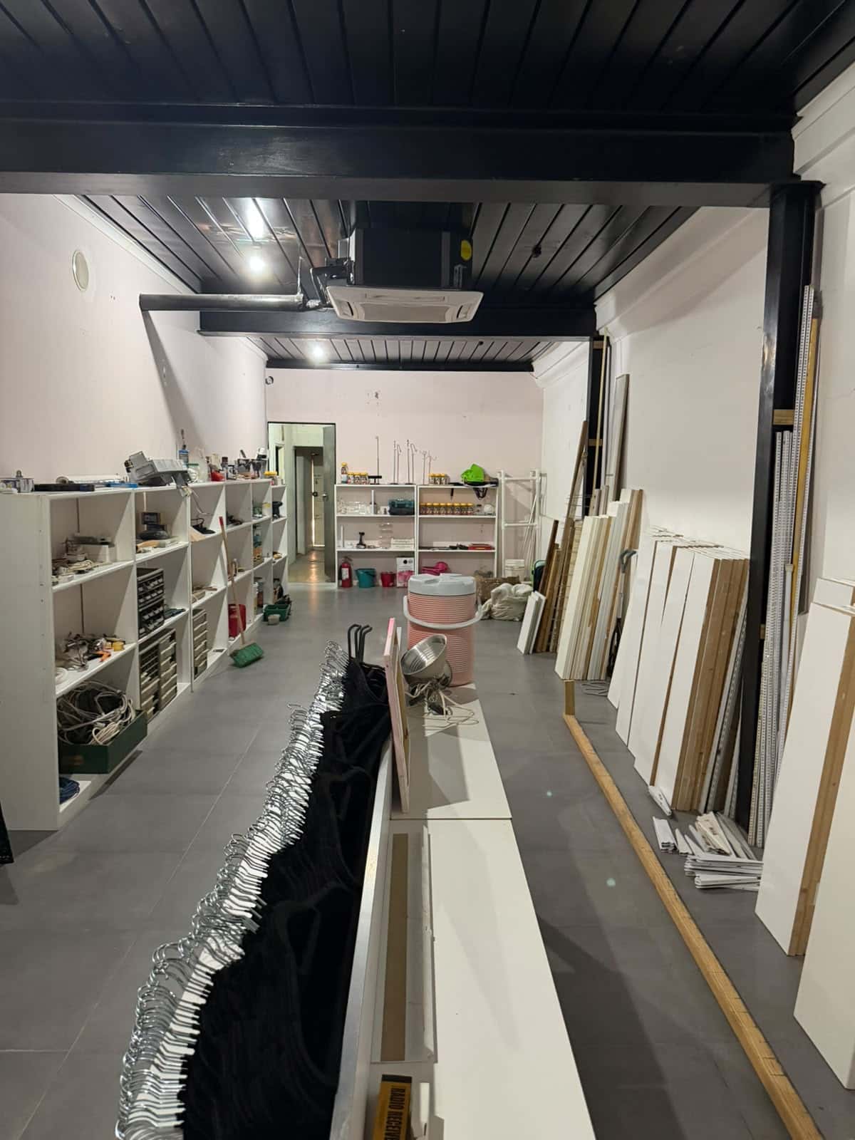 Prime Commercial Space Available for Rent in Oranjestad! — photo 8