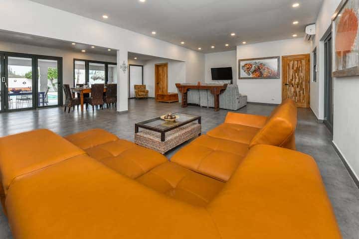 Spacious 5 bedroom Villa Paradera — photo 9