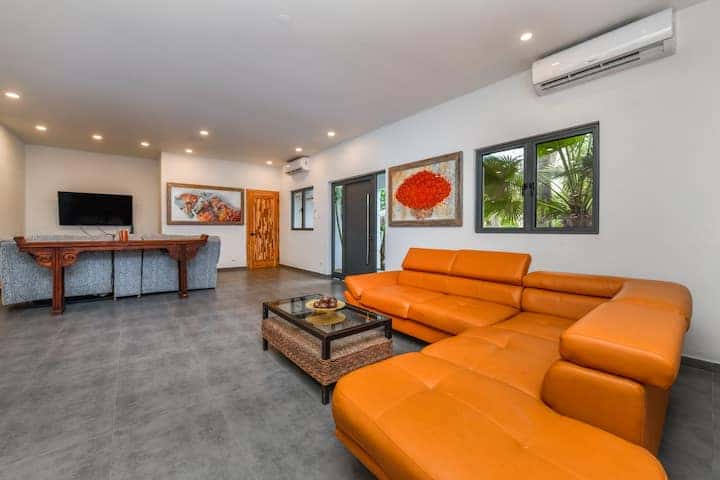 Spacious 5 bedroom Villa Paradera — photo 26