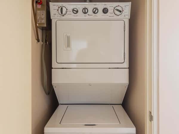 Gold Coast Condo — photo 10