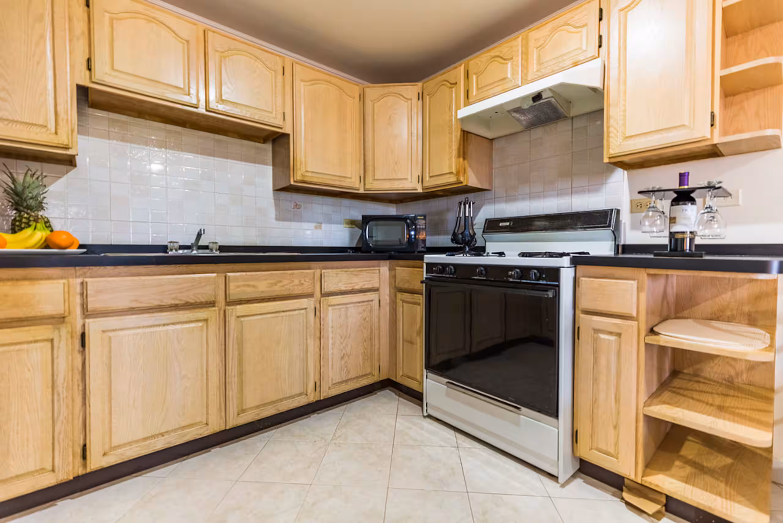 Palm Beach, 2 Bedroom — photo 11