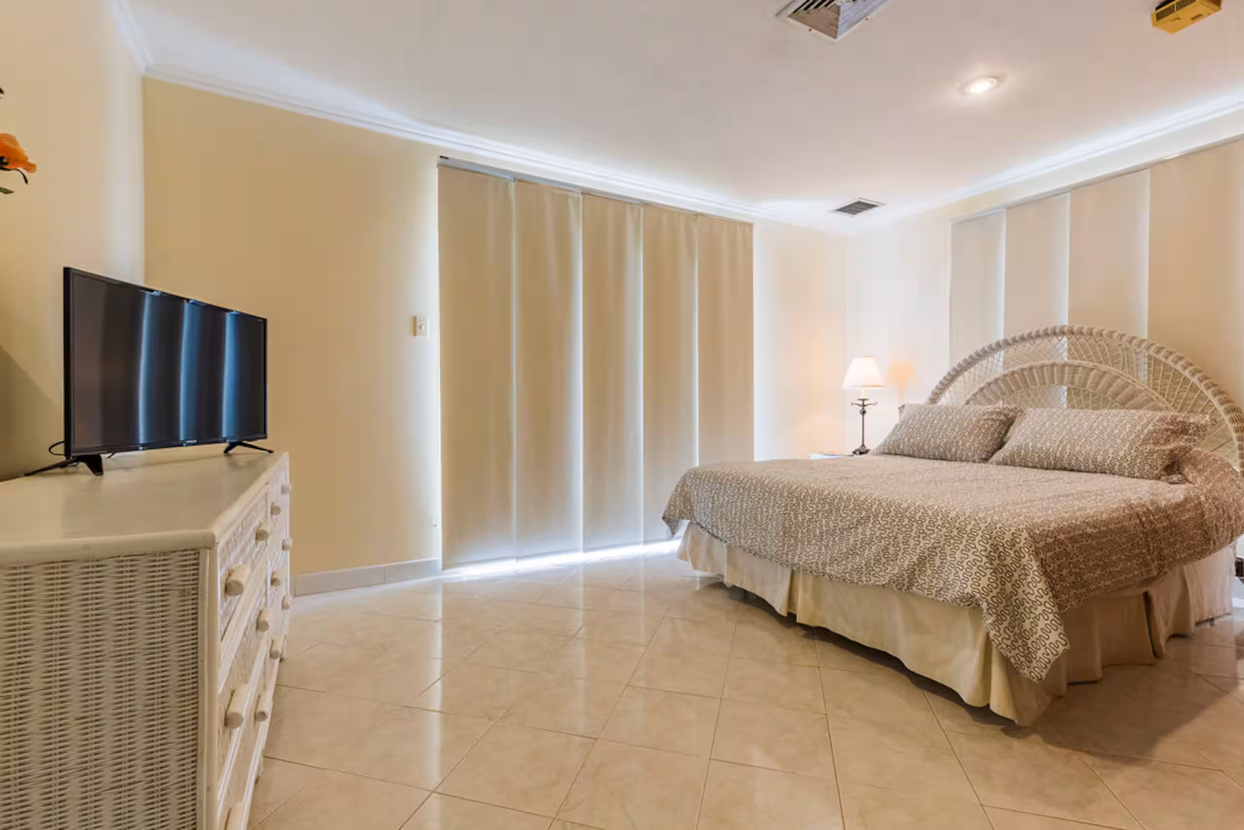 Palm Beach, 2 Bedroom — photo 16