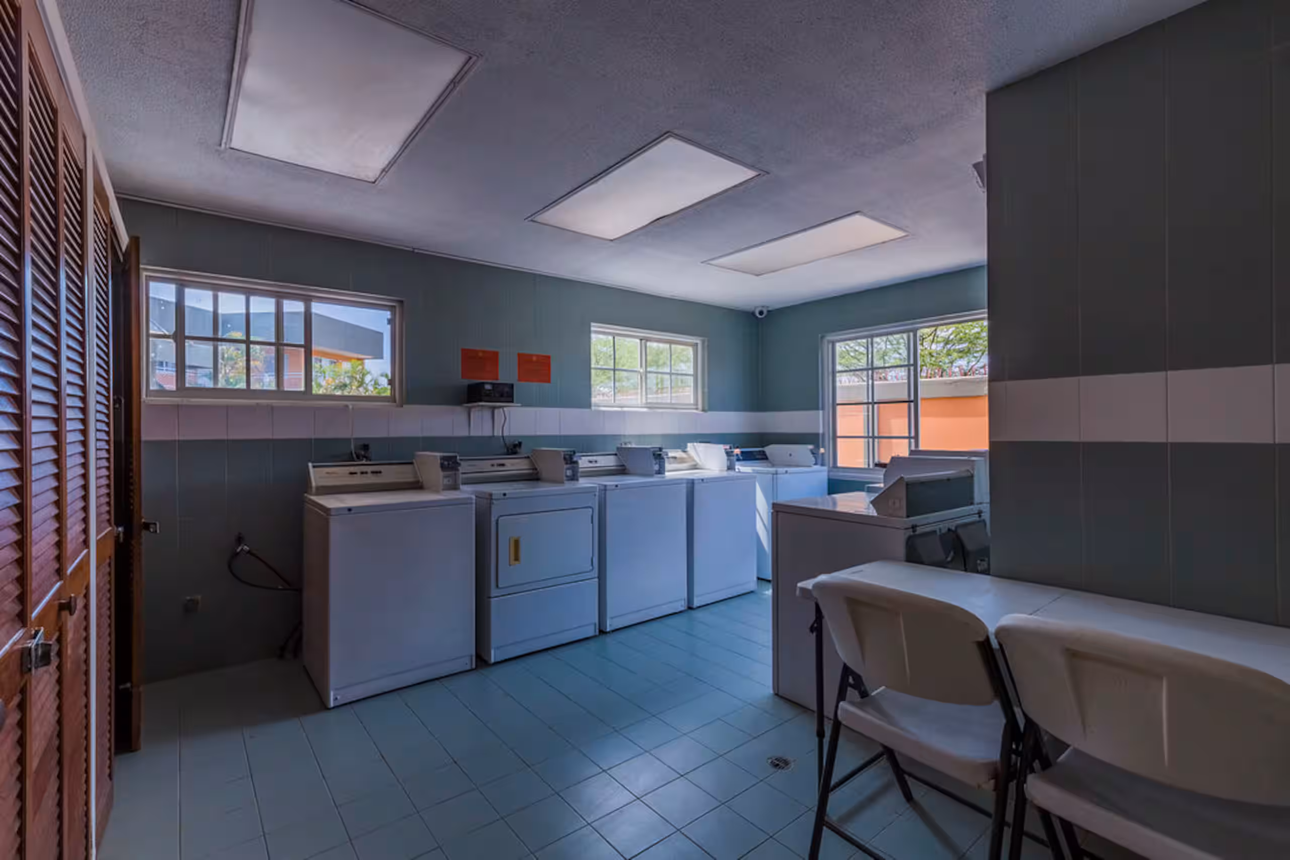 Palm Beach, 2 Bedroom — photo 21