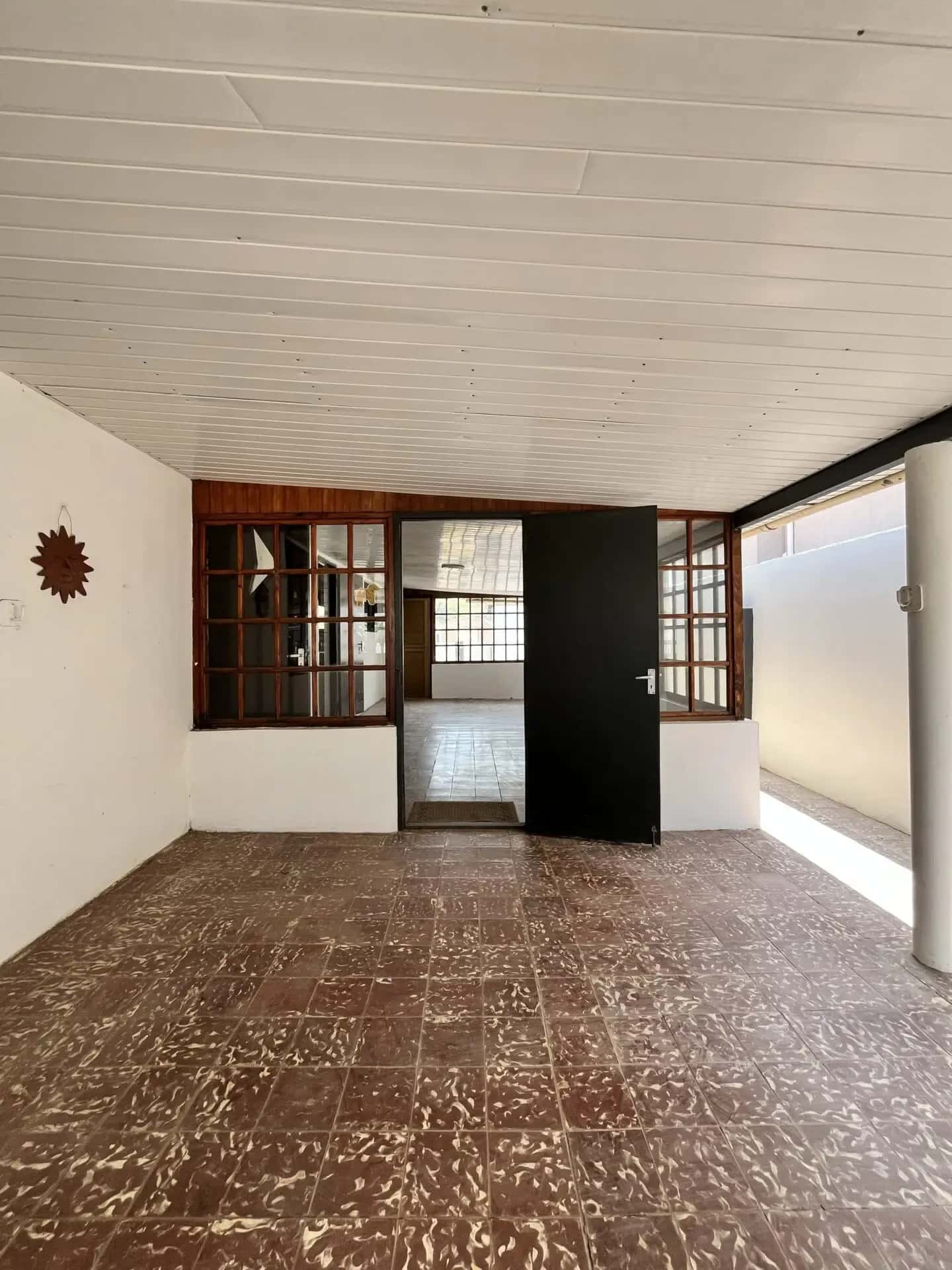 Five Minutes from Eagle Beach, 3BR Home in Noord! — photo 11