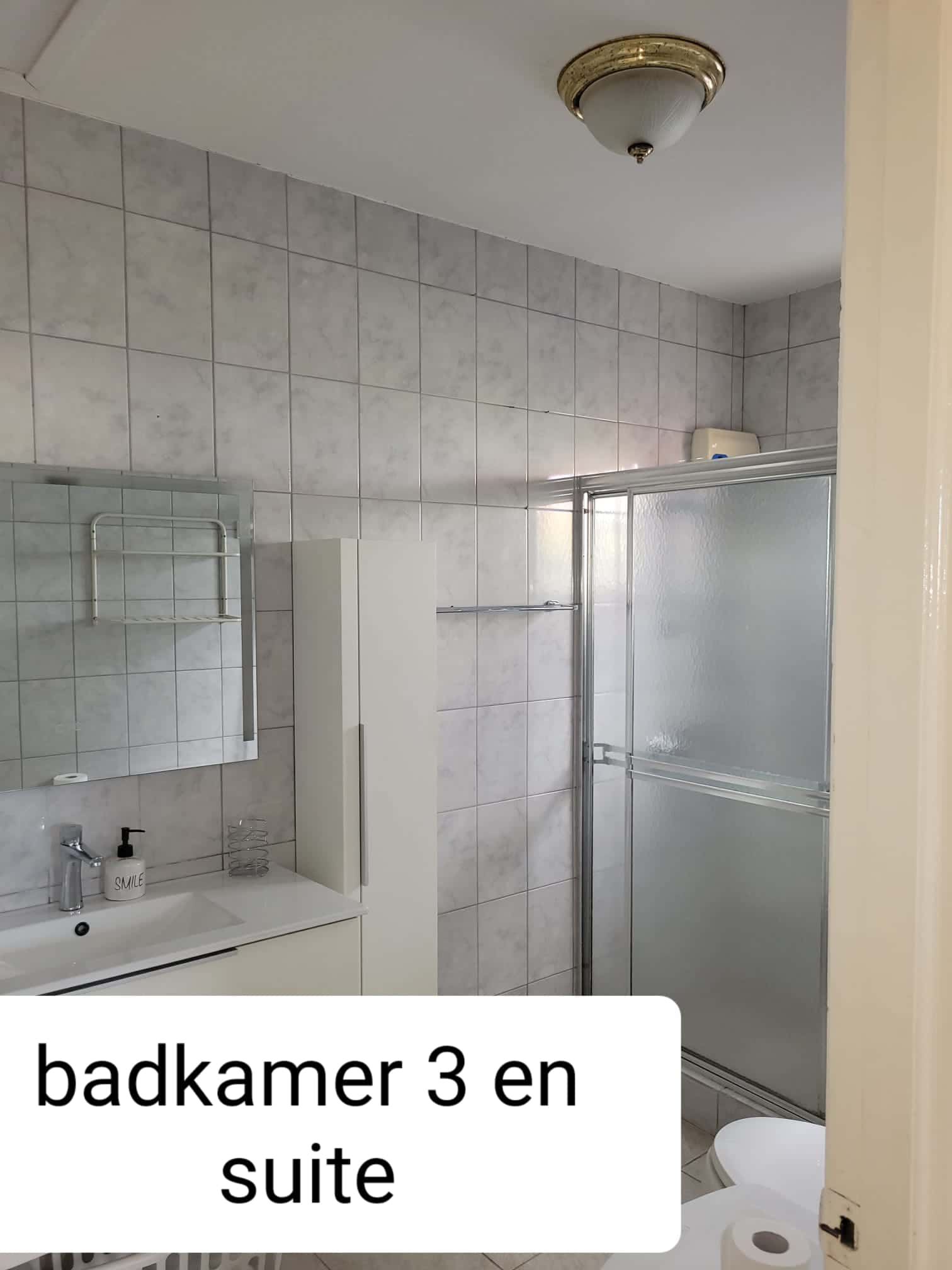 3-Bedroom Home with Pool + back apartment in Bloemond — photo 13