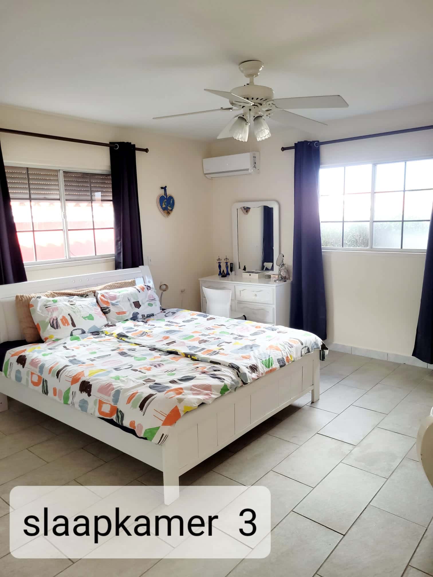 3-Bedroom Home with Pool + back apartment in Bloemond — photo 19