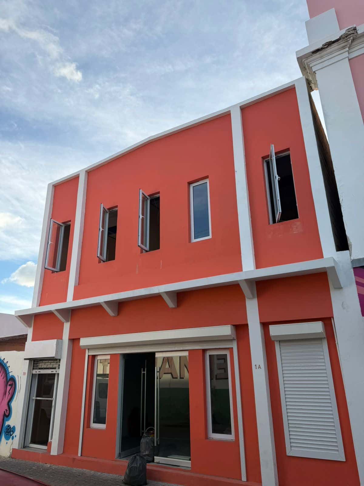 Commercial space in downtown Oranjestad — photo 1