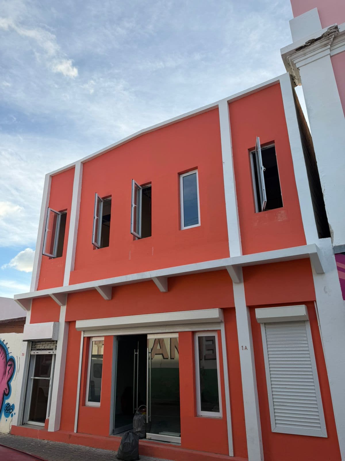 Commercial space in downtown Oranjestad — photo 1