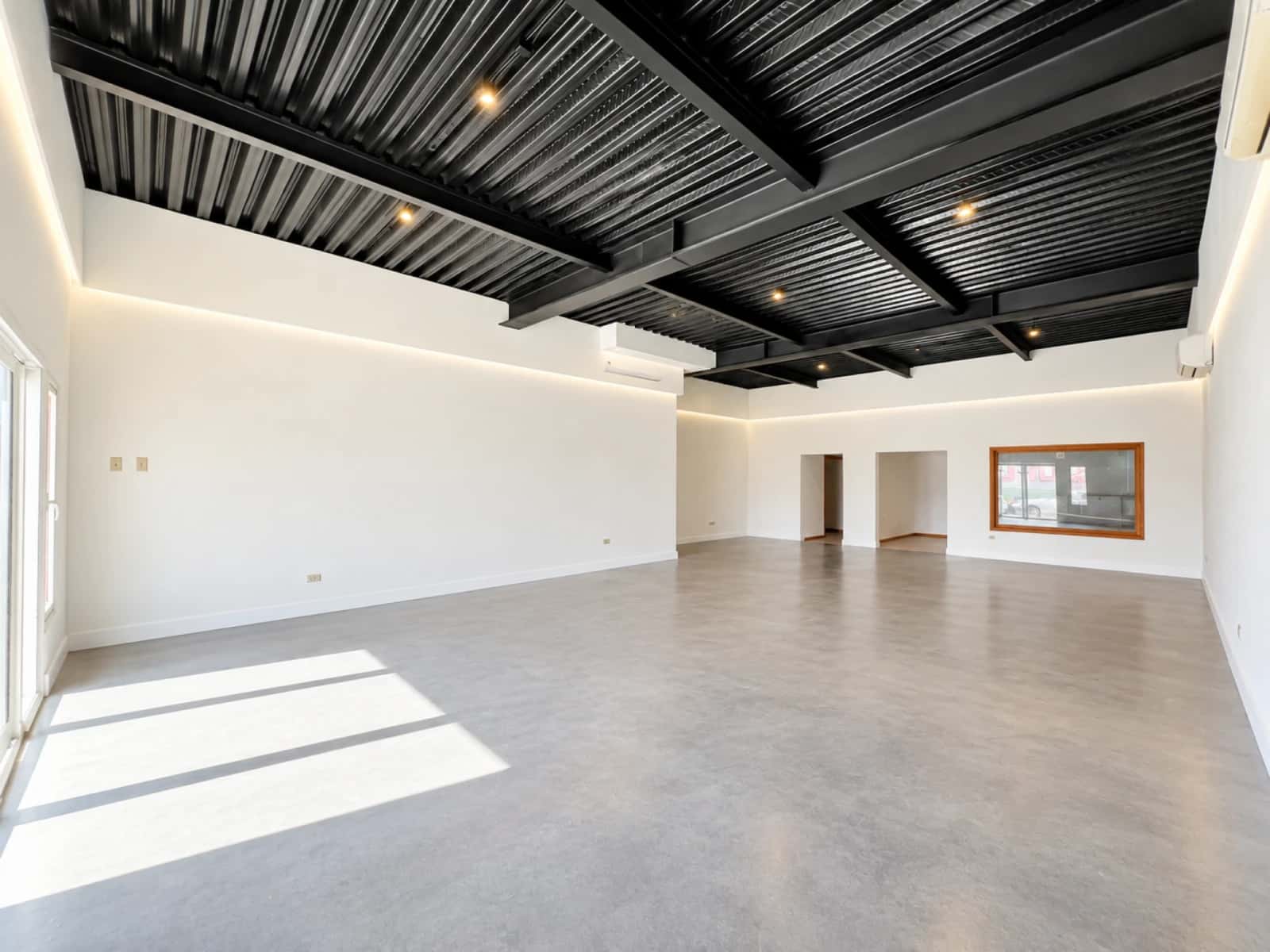 Commercial space in downtown Oranjestad — photo 16