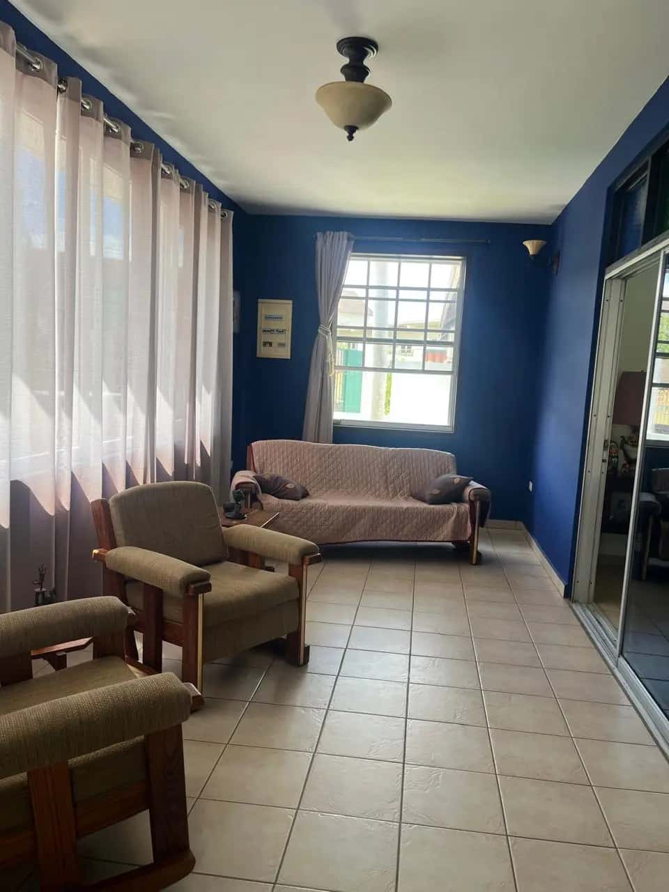 Beatrixstraat, Oranjestad - 3 bedrooms 3 bathrooms — photo 8