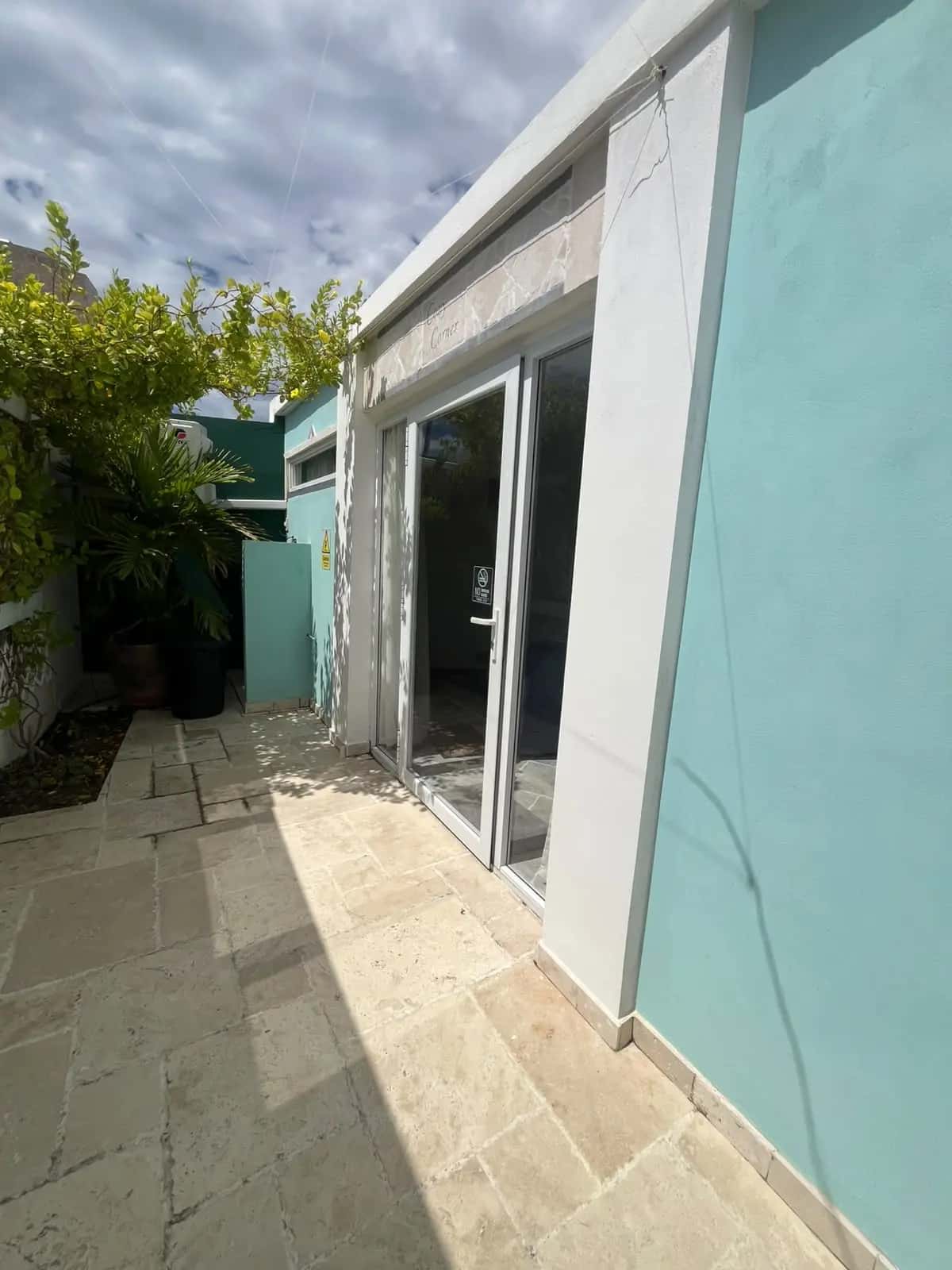 Beatrixstraat, Oranjestad - 3 bedrooms 3 bathrooms — photo 36