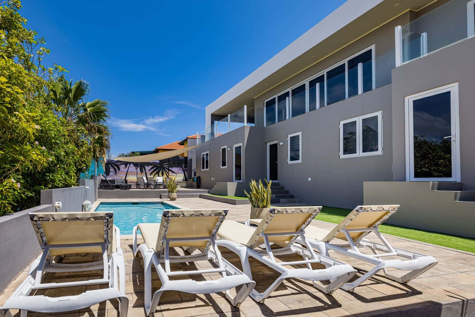 Vacation Rental Alto Vista Apartment — photo 2