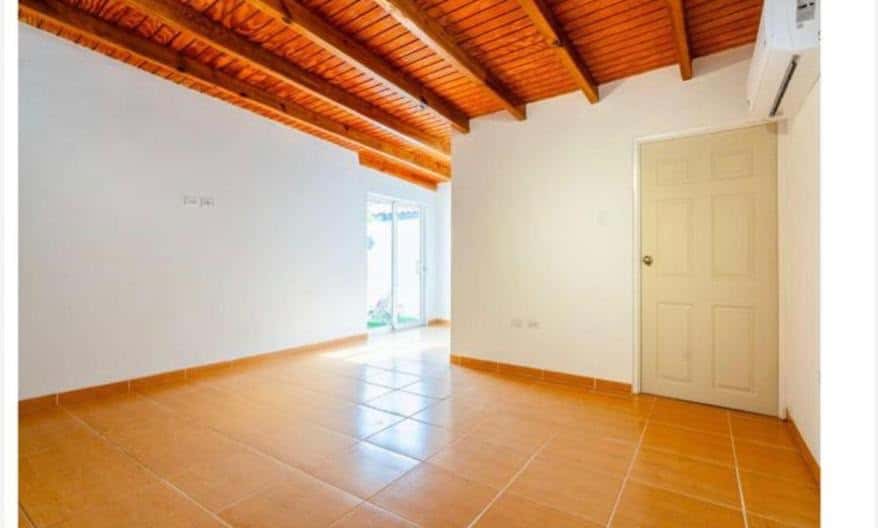π‘ Stunning Home in Boroncana β Available Now! β photo 3