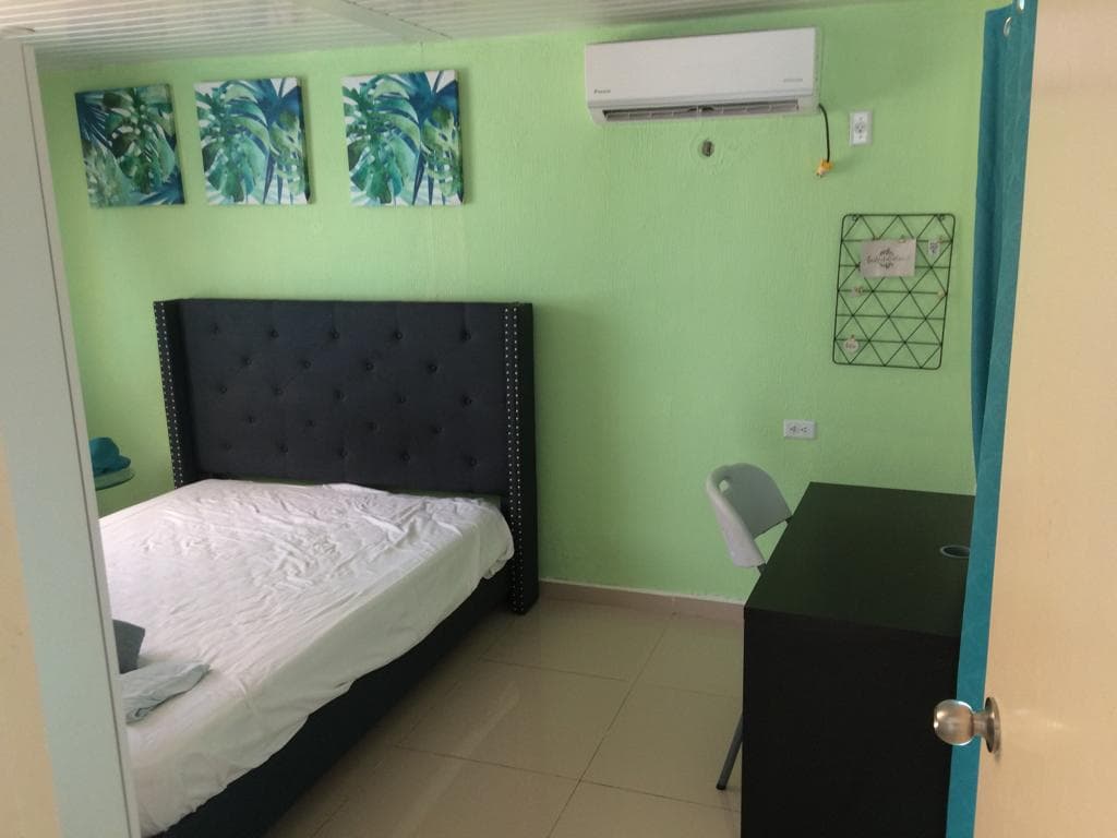 Quastraat two bedroom — photo 1