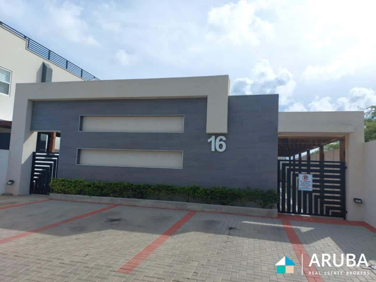 1 bed Apt Seroe Blanco, Oranjestad Studio, NEar medical school — photo 1