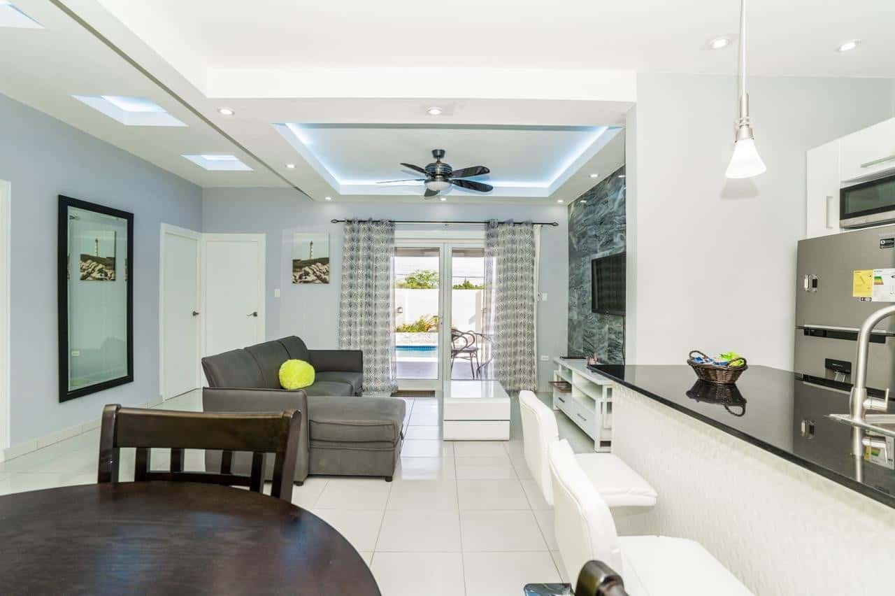 Charming 2-Bedroom Home with Pool — photo 6