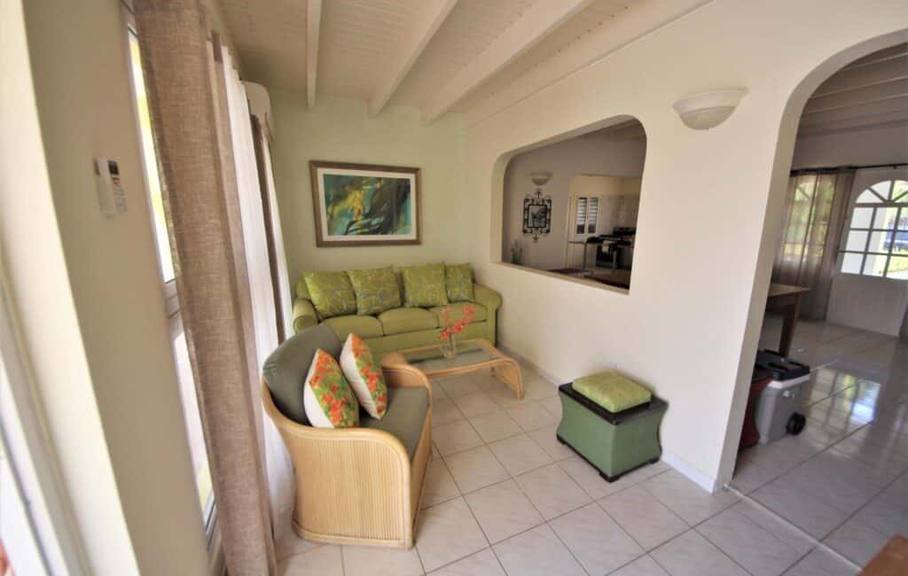 Palm Beach, Walking distance to Beach, shopping malls, restaurants, from this Villa with Pool, Available January 1, 2023 — photo 14
