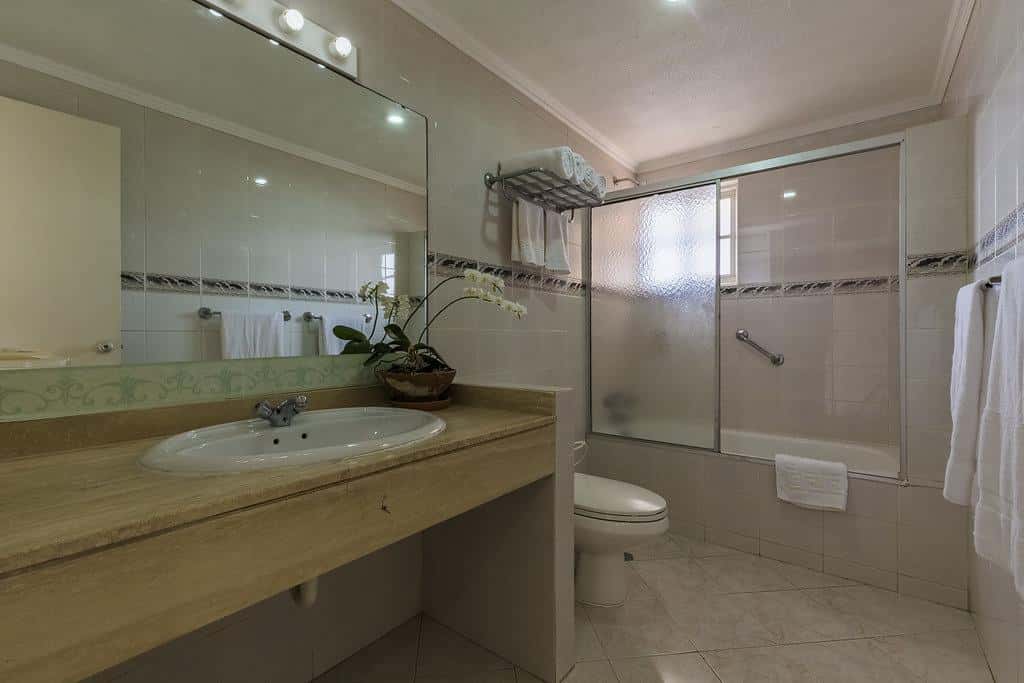 Palm Beach Apartment — photo 6