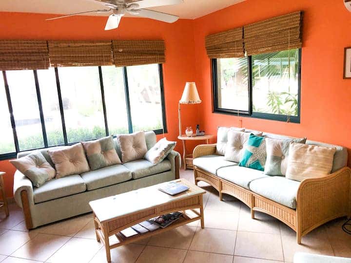 Fabulous 3-Bedroom condo close to everything! — photo 21