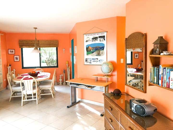 Fabulous 3-Bedroom condo close to everything! — photo 24