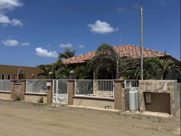 Sabana Liber, Semi Furnished 3-Bedroom Rental Villa — photo 1