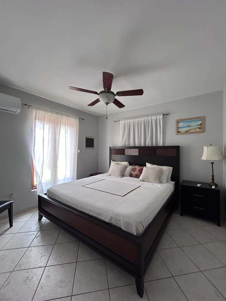Opal, Luxury 4-Bedroom Villa with Pool, Garage — photo 4