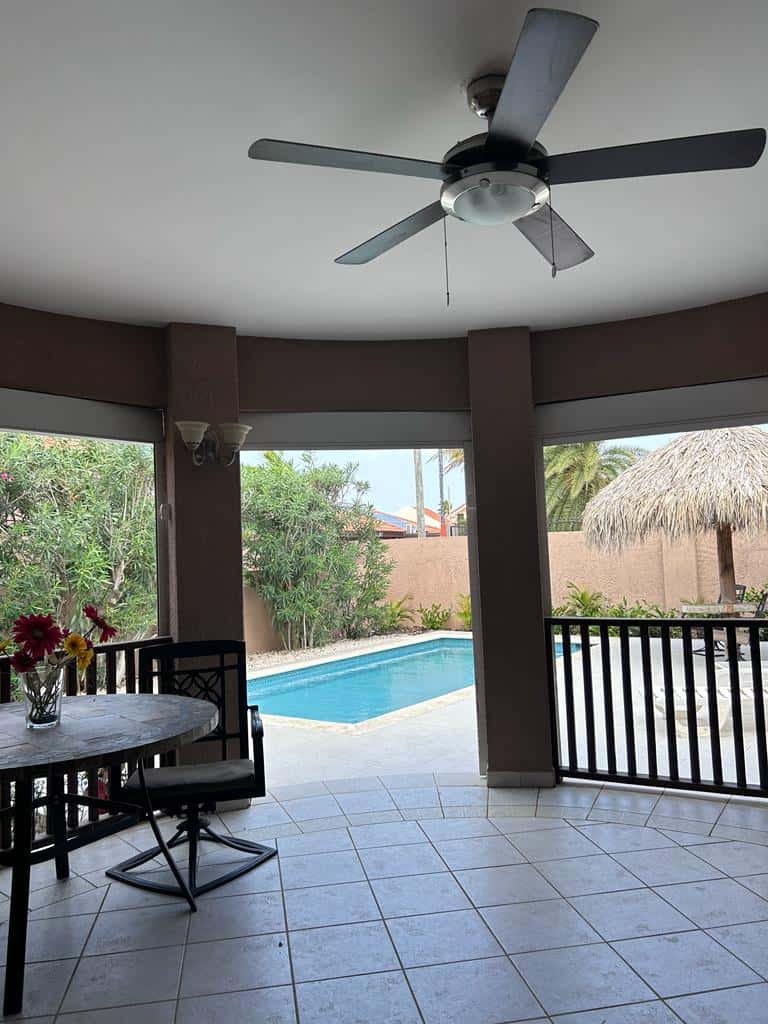 Opal, Luxury 4-Bedroom Villa with Pool, Garage — photo 9