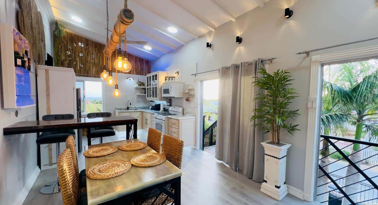 2-Bedroom Art-Inspired • Modern • Unique Apartment in San Nicolas — photo 11